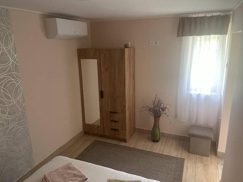 Two-Room Apartment image 2