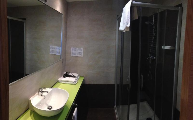 Interior Double or Twin Room image 2