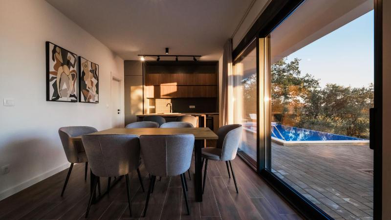 Villa Amara -Luxury Villa with Private Pool & Hot Tub - image 8