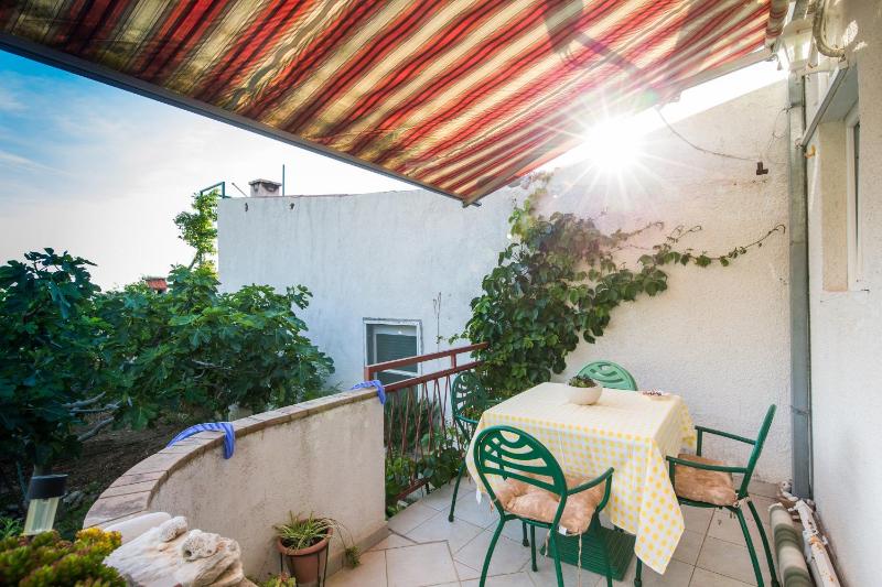 Studio with Terrace and Sea View image 3