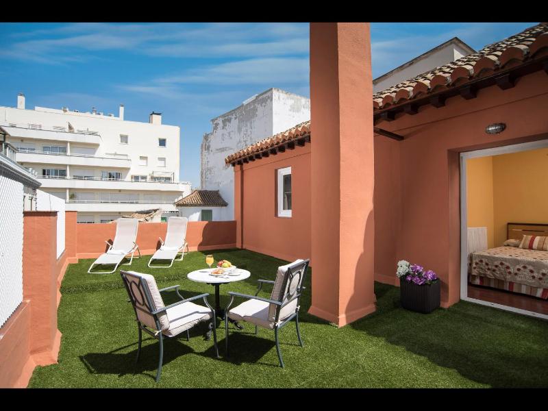 Twin Room with Terrace image 1