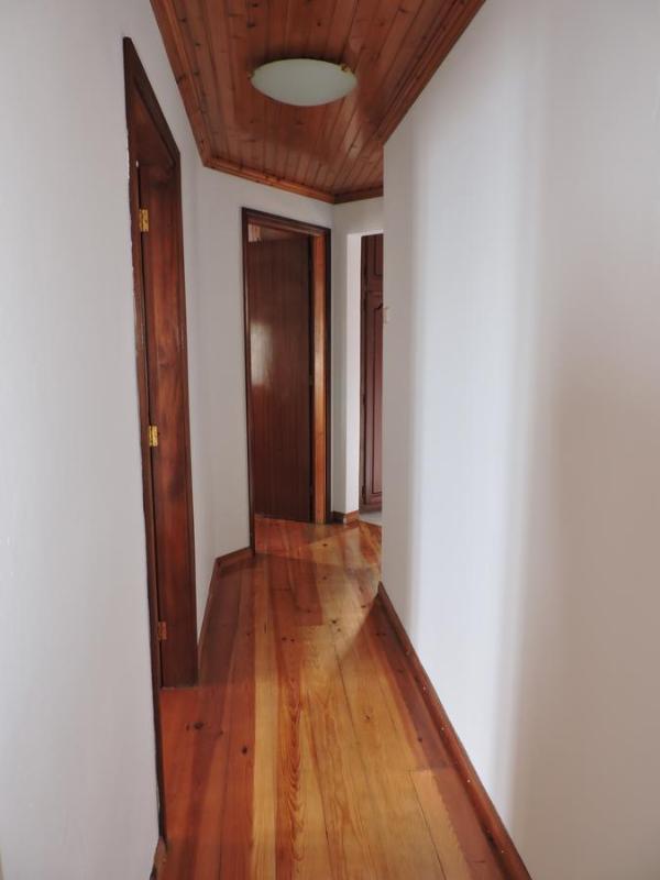 Two-Bedroom Townhouse image 2