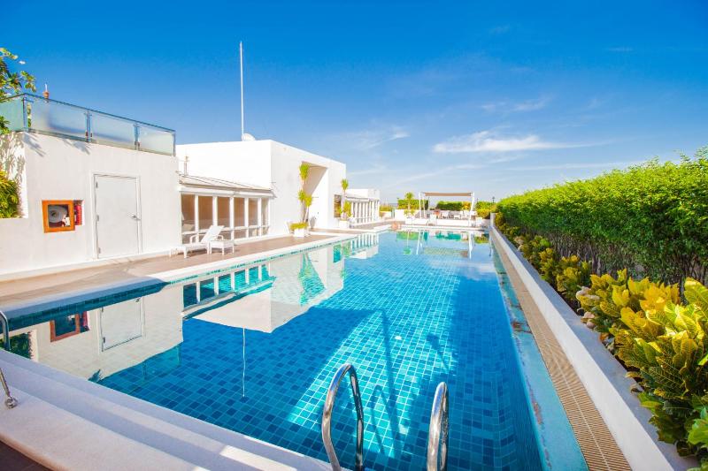 Hyde Park Residence by Pattaya Sunny rentals - image 25