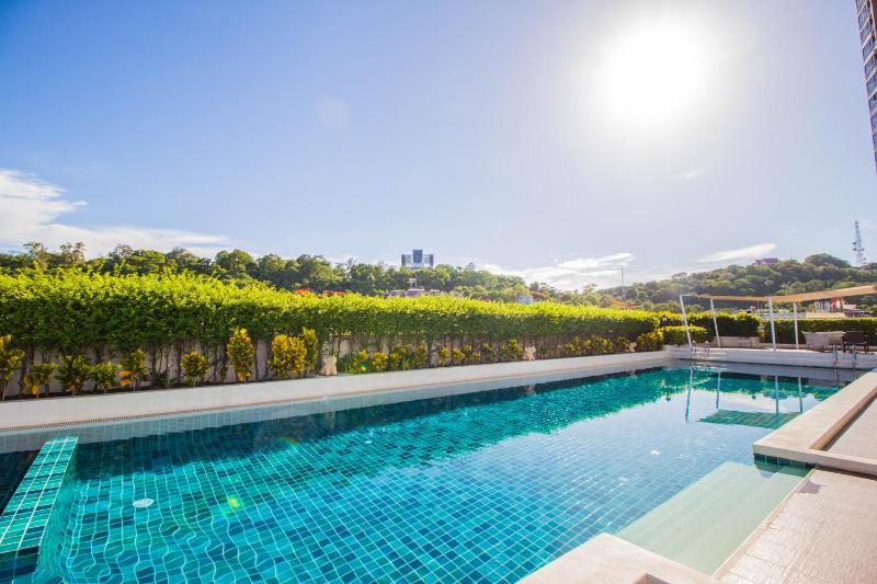 Hyde Park Residence by Pattaya Sunny rentals - image 20