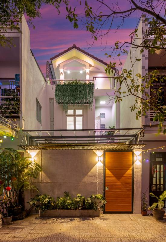 Aurora Villa - Near My Khe Beach & City Center by The Key - image 11