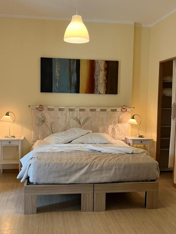 Double Room image 2
