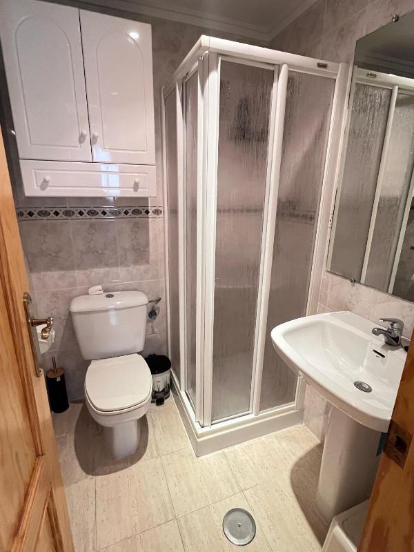 Perfect pool apartment LLM - image 5