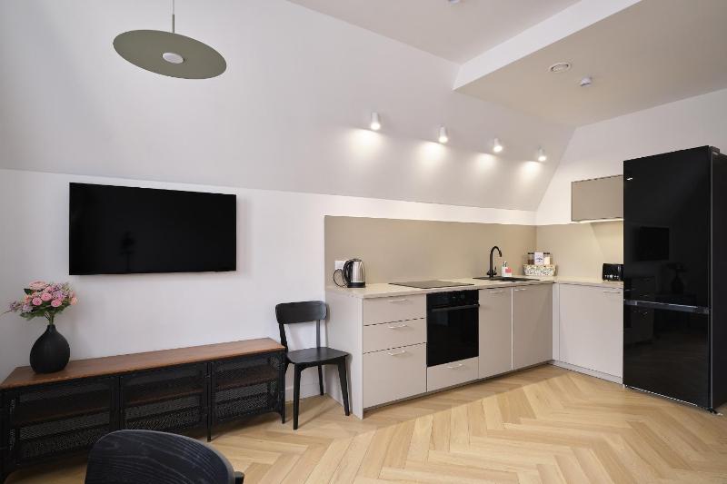 LeoApart Solny Square ApartHotel - image 14