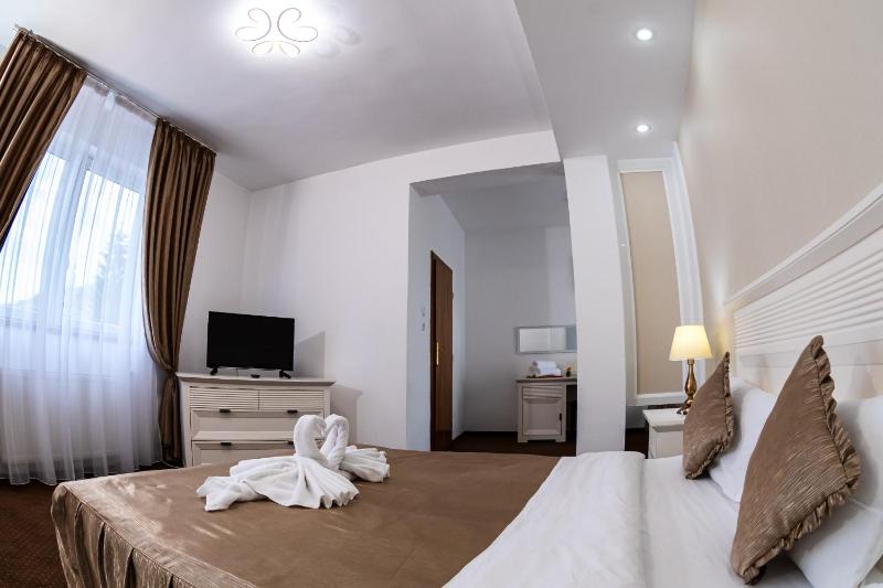 Apartment image 4