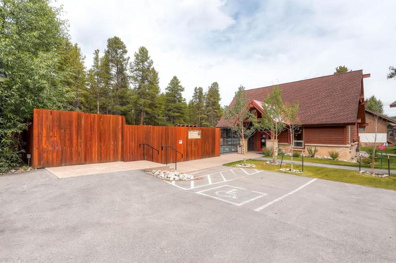 Three-Bedroom Apartment image 2