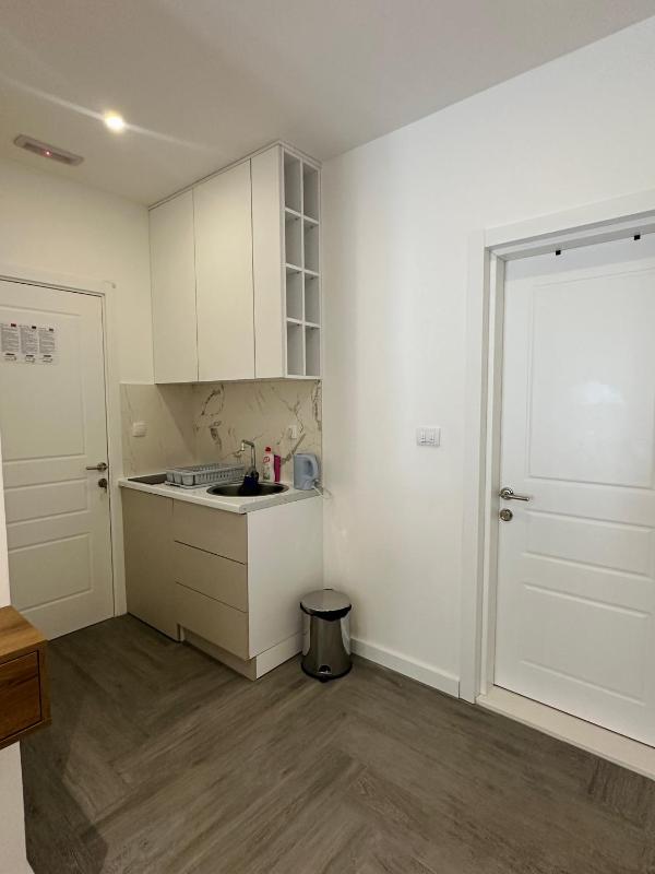 Mirage apartments - image 8