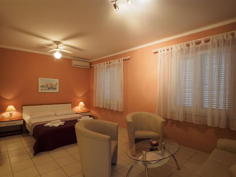 Villa Petra Selce - image 14