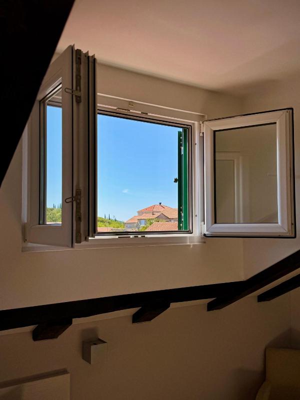 Triple Room image 4