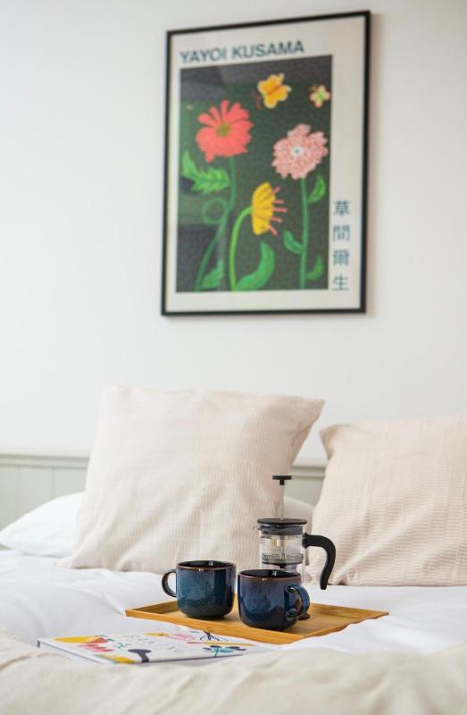 Settle in Southampton - Stylish Self Check-In Rooms & Suites - image 11
