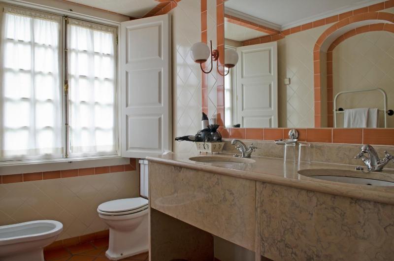 Superior Double Room image 2