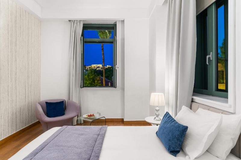 Junior Suite with Acropolis View image 1