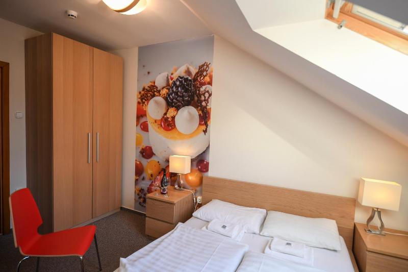 Double Room - Attic image 4
