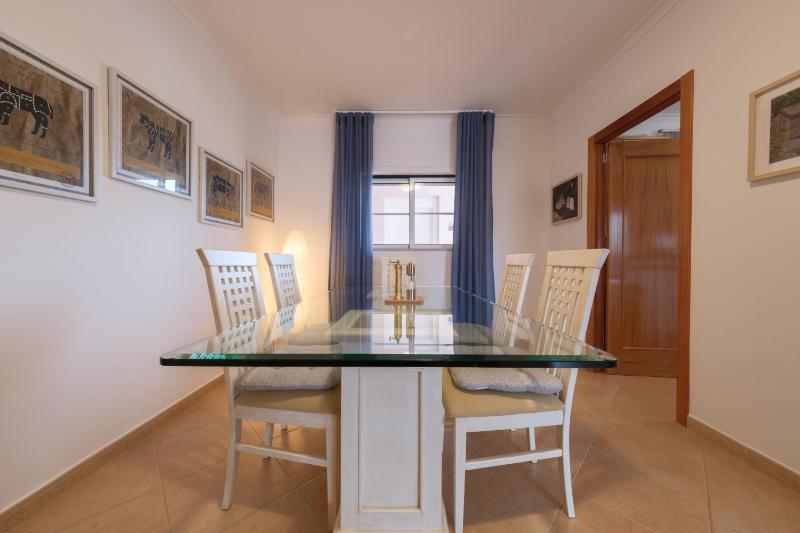 St James 30 by Destination Algarve - image 2