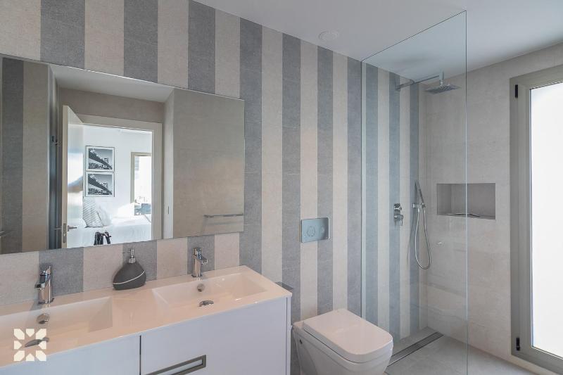 Villa Philia by Abahana Villas - image 13