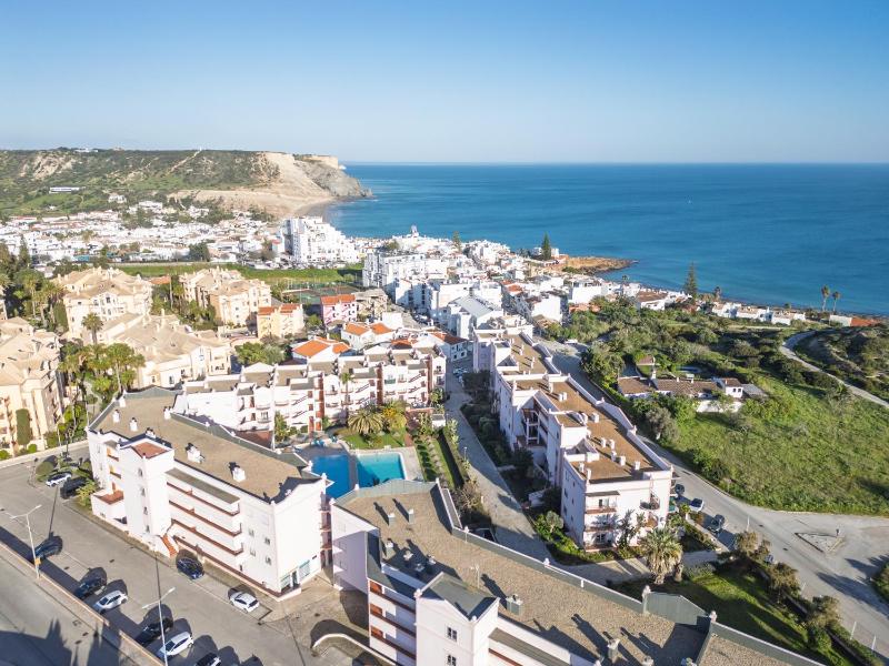 St James 30 by Destination Algarve - image 3