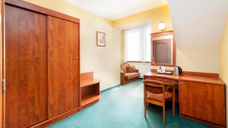 Superior Double Room image 3