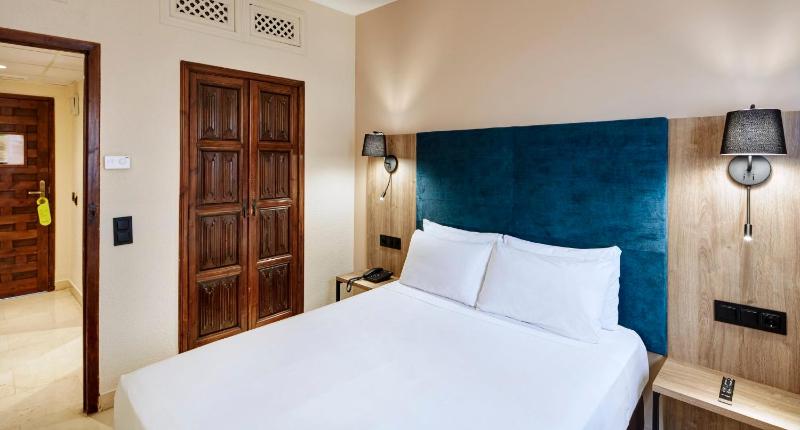 Single Room image 4
