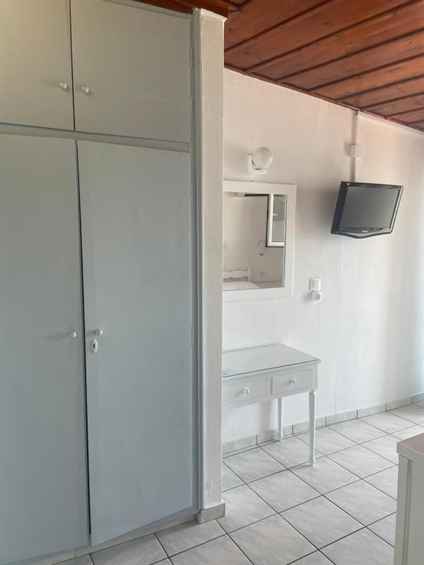 Agnàntema Portside Stays Skiathos The Authentic Sporadean Living - image 20