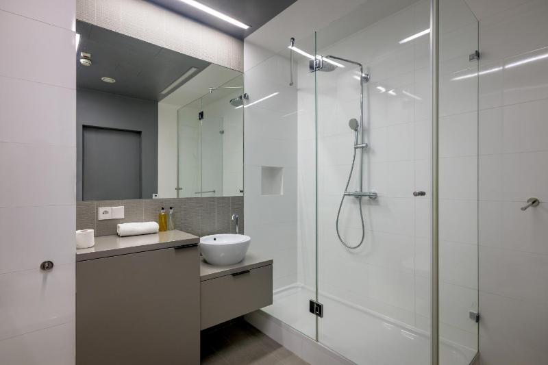 RentPlanet - Apartament Sky Tower - image 17