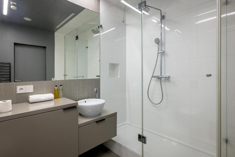 RentPlanet - Apartament Sky Tower - image 6