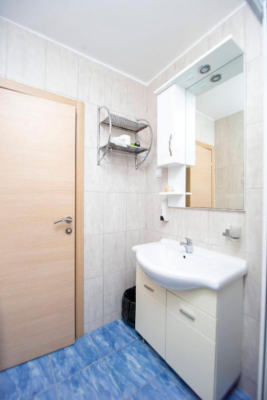 Budget Double Room image 3