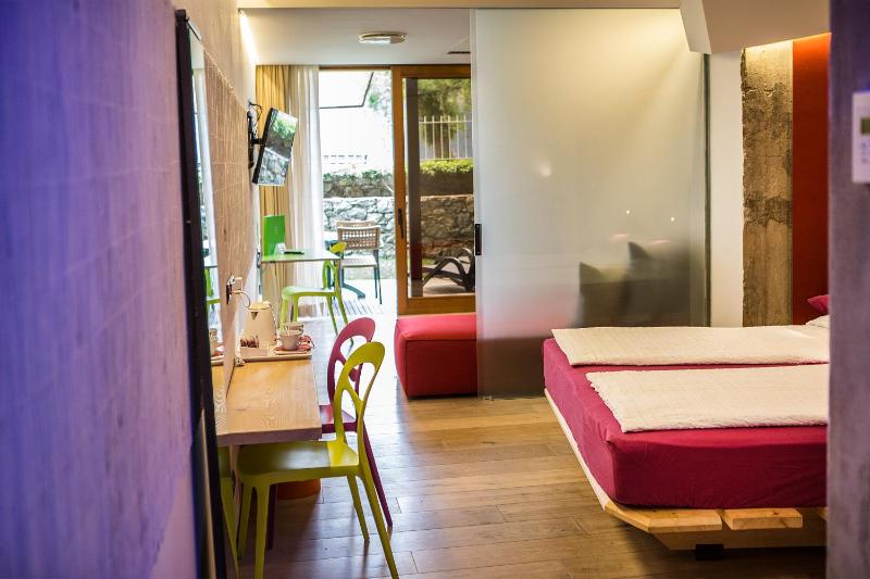Junior Suite with Terrace image 4