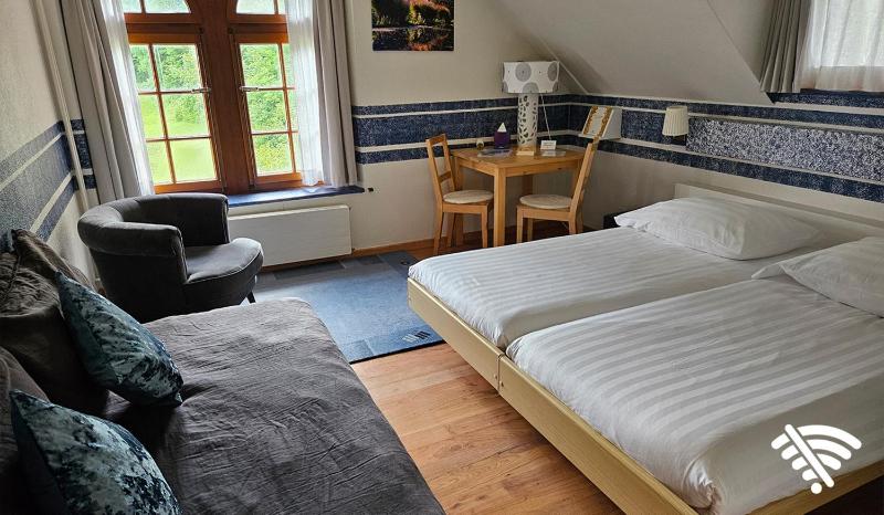 Comfort Triple Room image 1