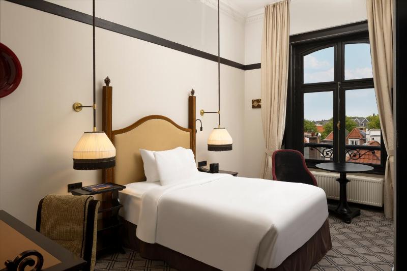 Classic Single Room image 4