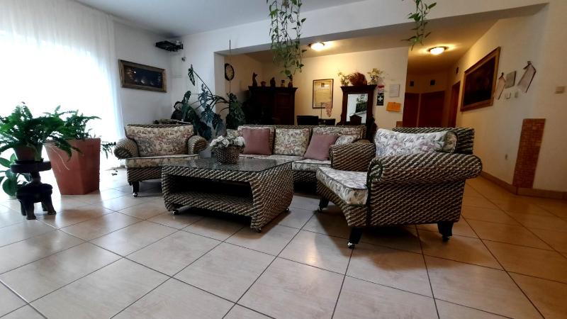 Double or Twin Room image 2