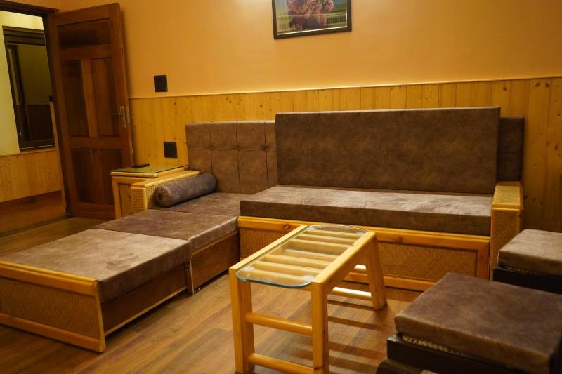 Echo 1BR close to Mall Road and Naini Lake - image 14