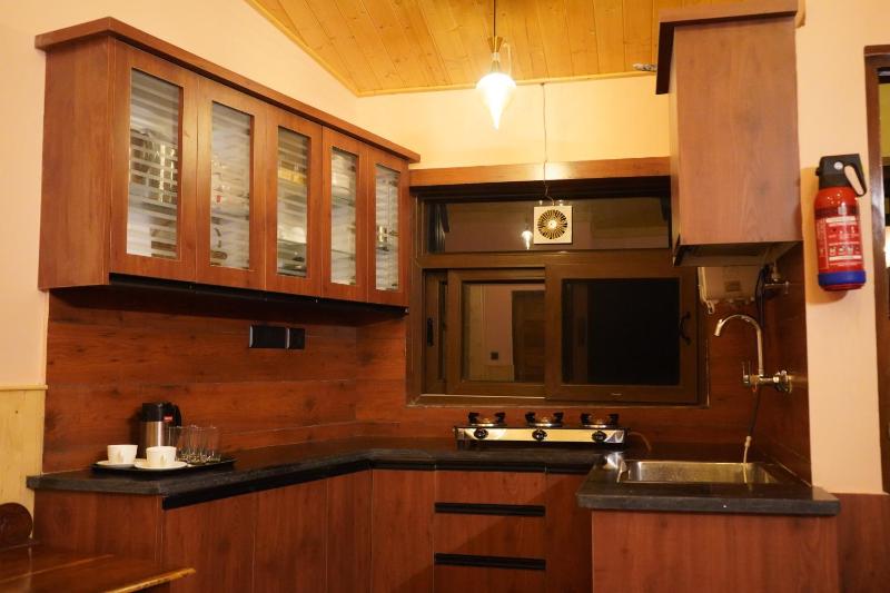 Echo 1BR close to Mall Road and Naini Lake - image 7
