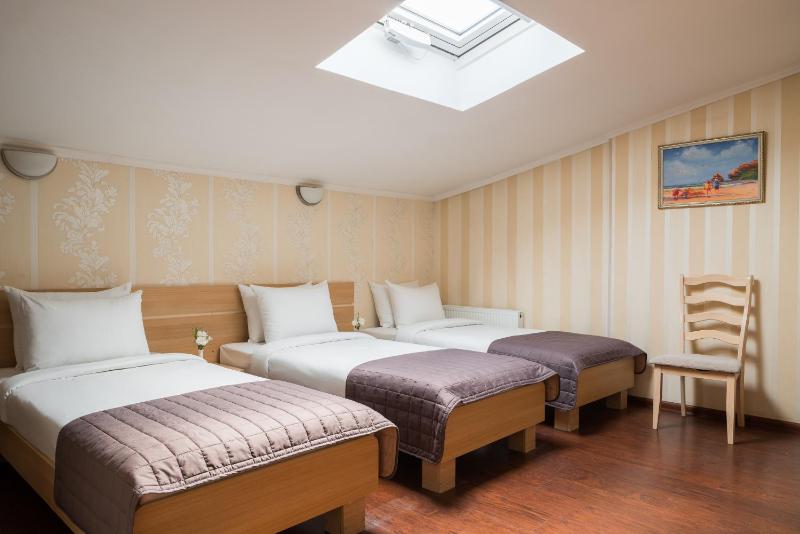 Budget Twin Room image 1