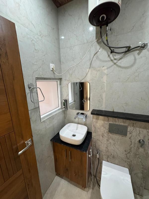 SkyLine HOME STAY - image 20