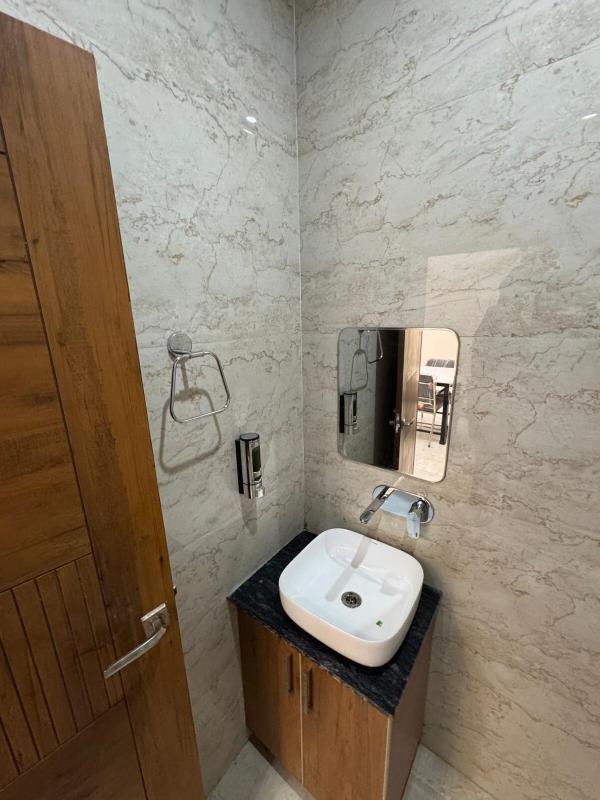SkyLine HOME STAY - image 23