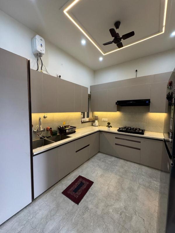 SkyLine HOME STAY - image 8