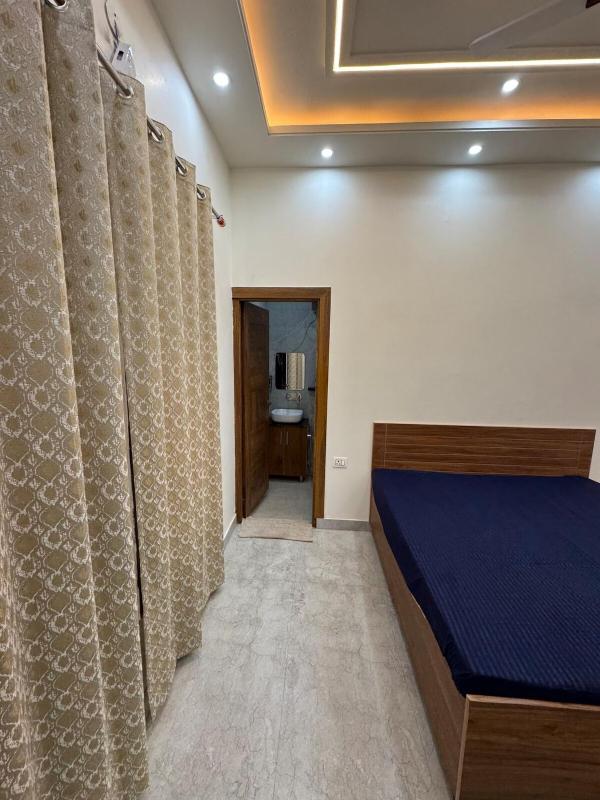 SkyLine HOME STAY - image 21