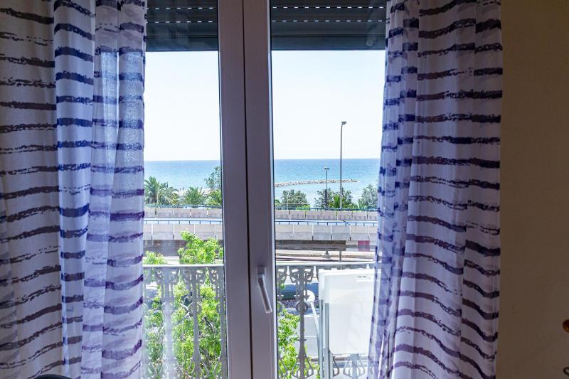 L&G Costa Blanca Suite - image 15