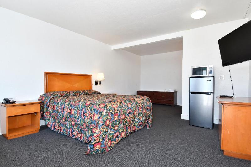 Budget Motel - image 24