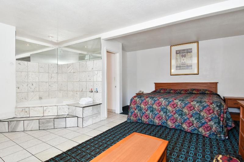 Budget Motel - image 2