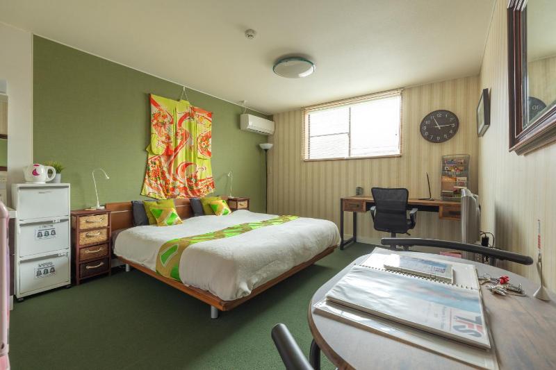 The Ivy Apartments BEST Location Yoyogi!! - image 4