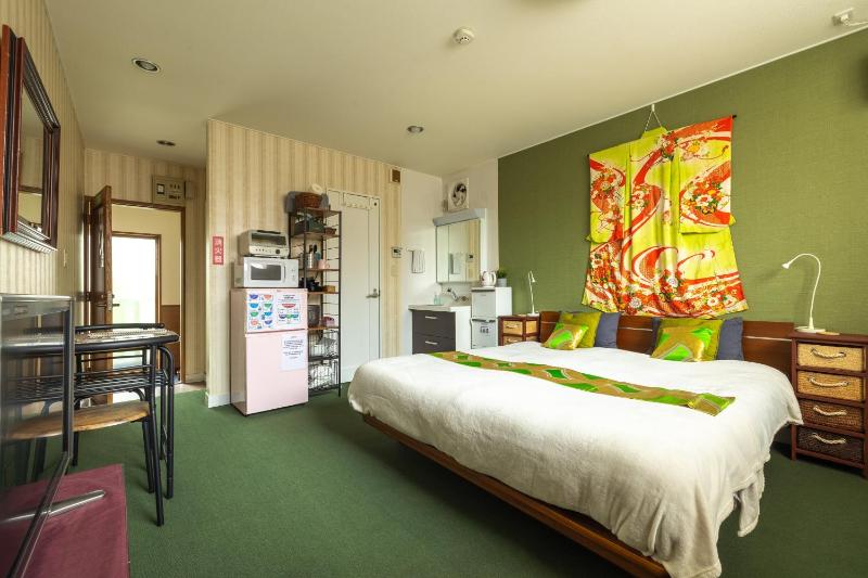 The Ivy Apartments BEST Location Yoyogi!! - image 8