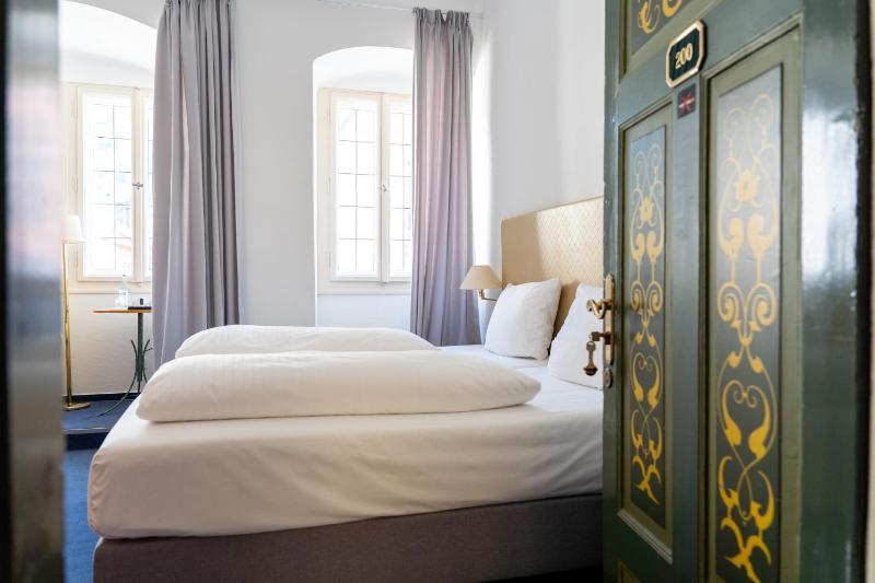 Hotel zum Ritter St Georg - Oldest Residential Building in Heidelberg since 1592 - image 23
