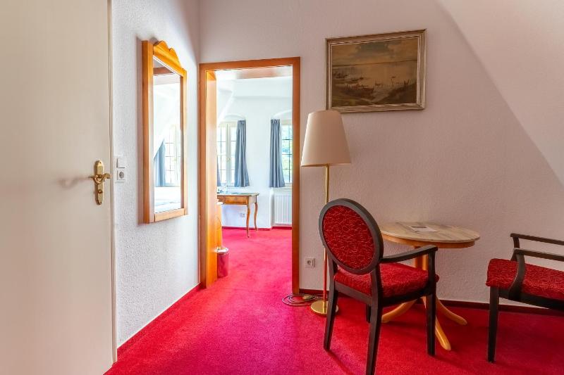 Hotel zum Ritter St Georg - Oldest Residential Building in Heidelberg since 1592 - image 31