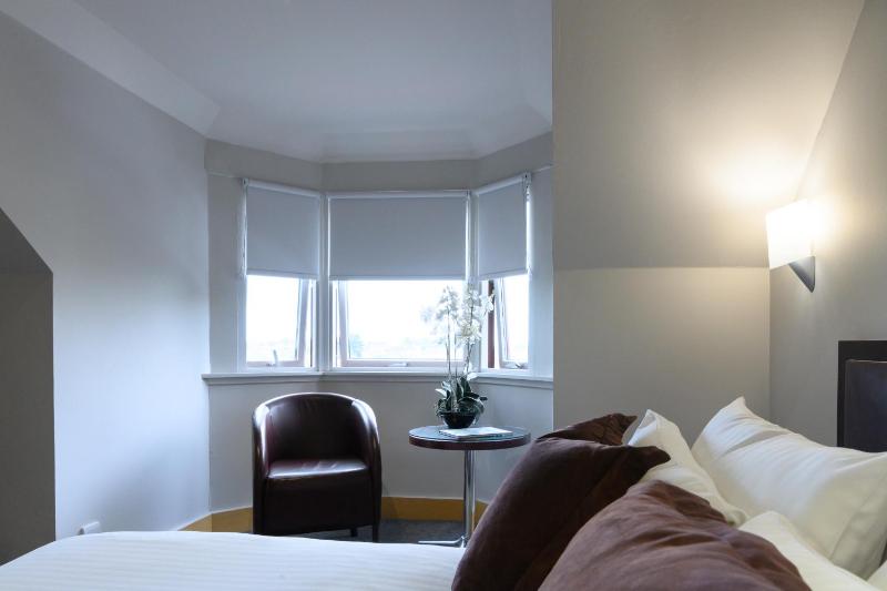 Standard Double image 4