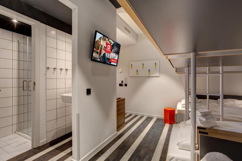 6-Bed Room (Bunkbeds only) image 3
